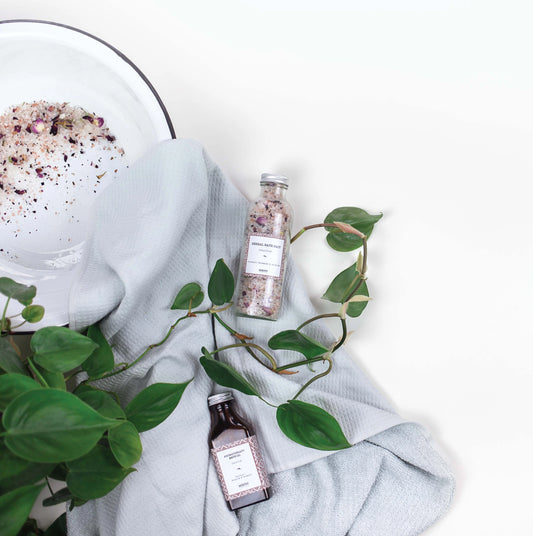 Natural Massage Oil with Patchouli Rosewood Geranium