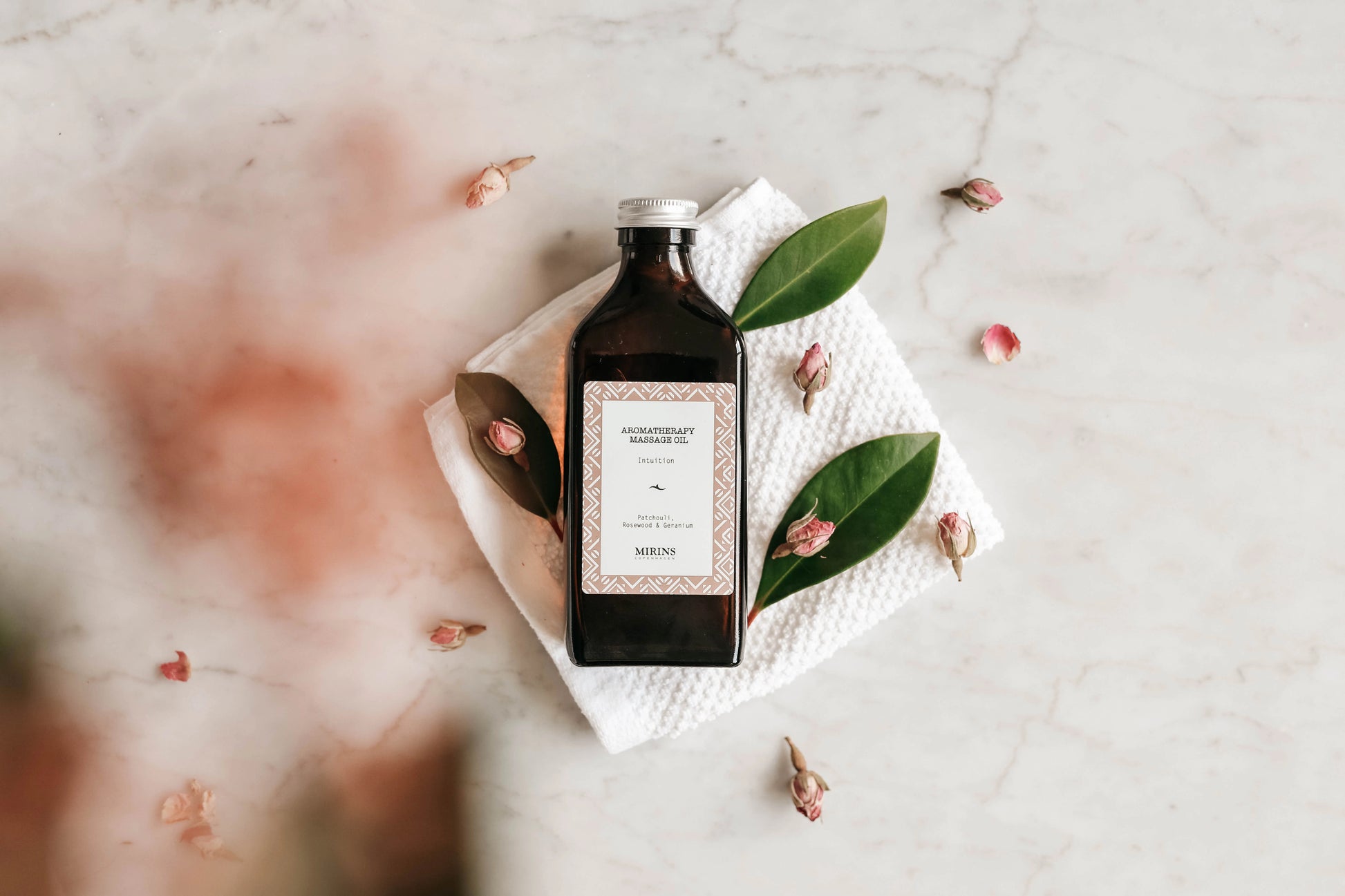 Natural Massage Oil with Patchouli Rosewood Geranium